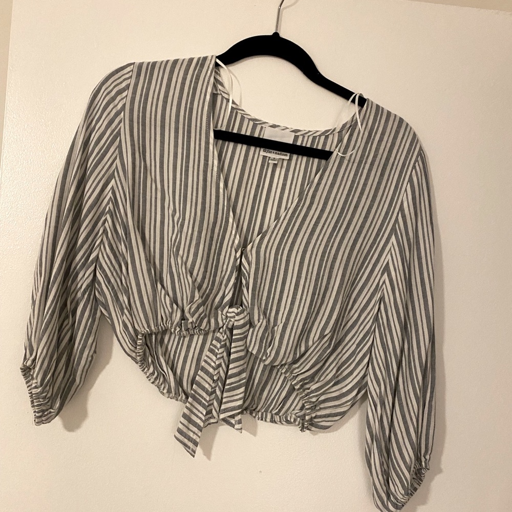 Crop tie top